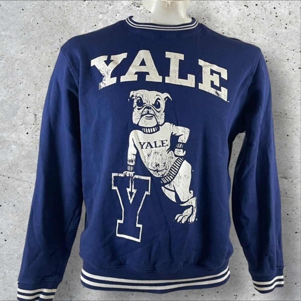 Yale Sweatshirt Men’s XL University Ivy League Blue Ringer Soft Cozy F239